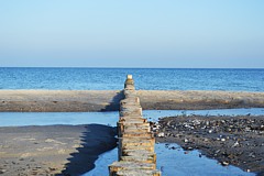 Testbuhnenfeld durchlässige Holzbuhnen Heiligenhafen Ostsee